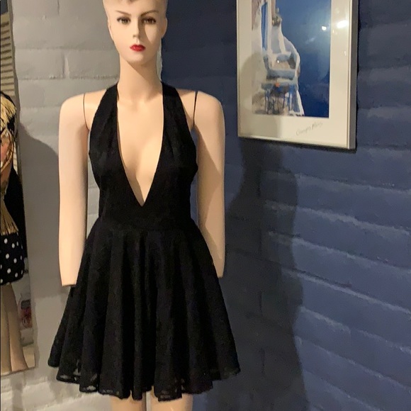 Beautiful Black BEBE Dress. - Picture 9 of 10